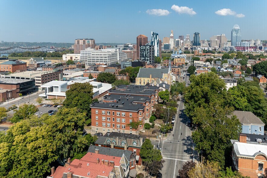 More Photos Of 525 Greenup St, Covington Apartments For Sale