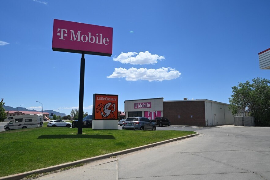 More Photos Of 2288 E Main St, Cortez Storefront For Lease