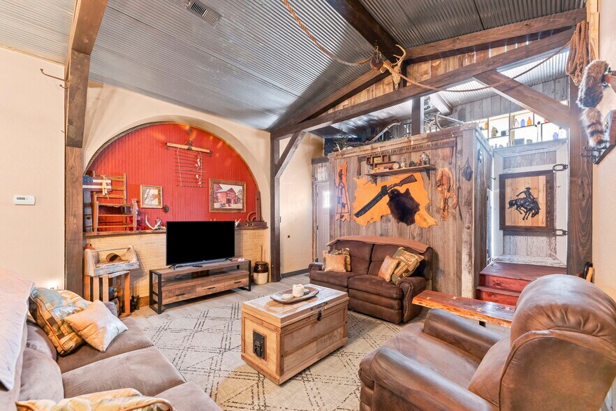 More Photos Of 116 N 3rd St, Burlington Apartments For Sale