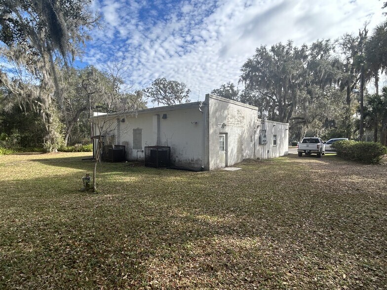 More Photos Of 200 Mission Rd, Palatka Medical For Sale