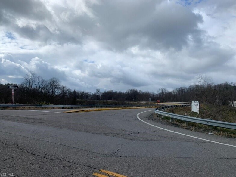 More Photos Of 82424 Cadiz Jewett Rd, Cadiz Storefront Retail Office For Sale