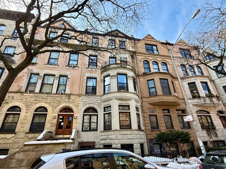 More Photos Of 46 W 87th St, New York Apartments For Sale