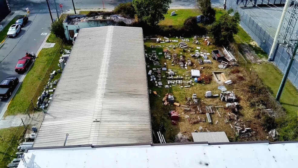 More Photos Of 918 E Broad St, Savannah Warehouse For Sale