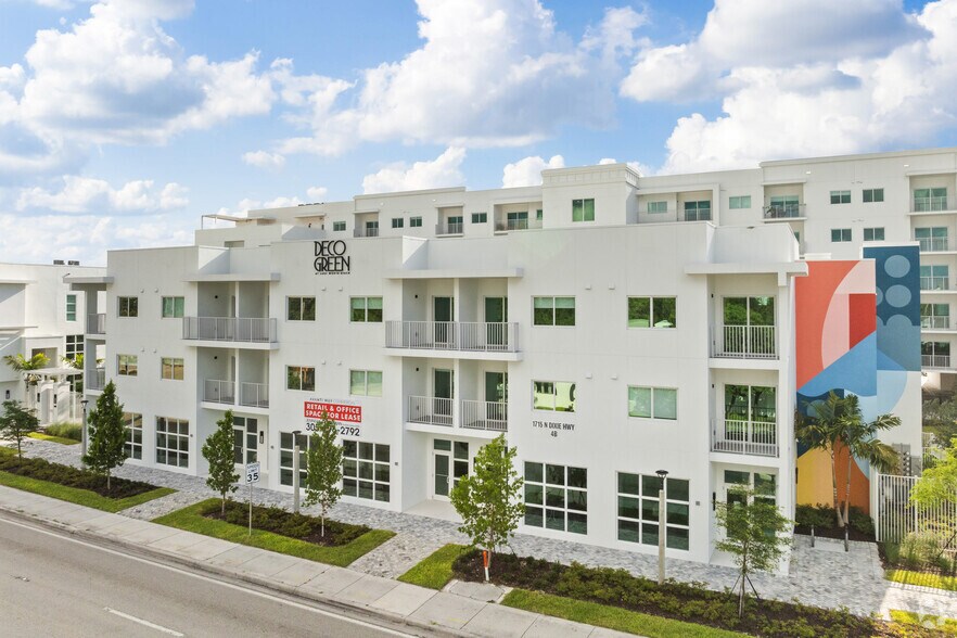 More Photos Of 1715 N Dixie Hwy, Lake Worth Apartments For Lease