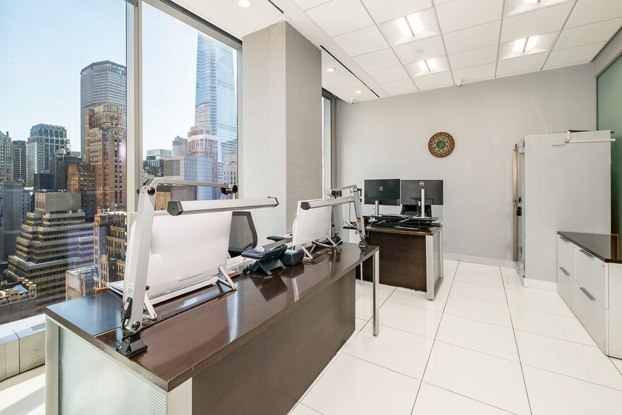 More Photos Of 55 W 46th St, New York Office Residential For Sale