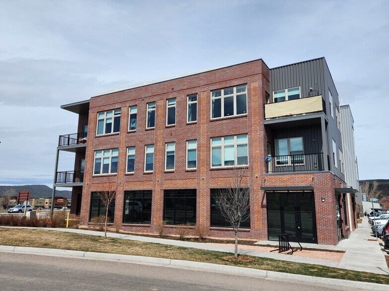 More Photos Of 920 Highway 133, Carbondale Apartments For Sale