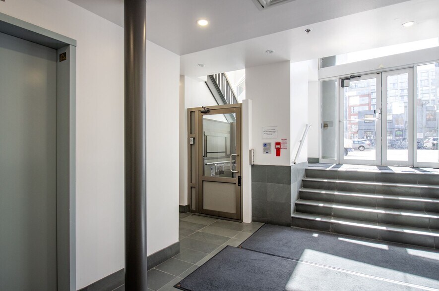 More Photos Of 460 Richmond St W, Toronto Office For Lease