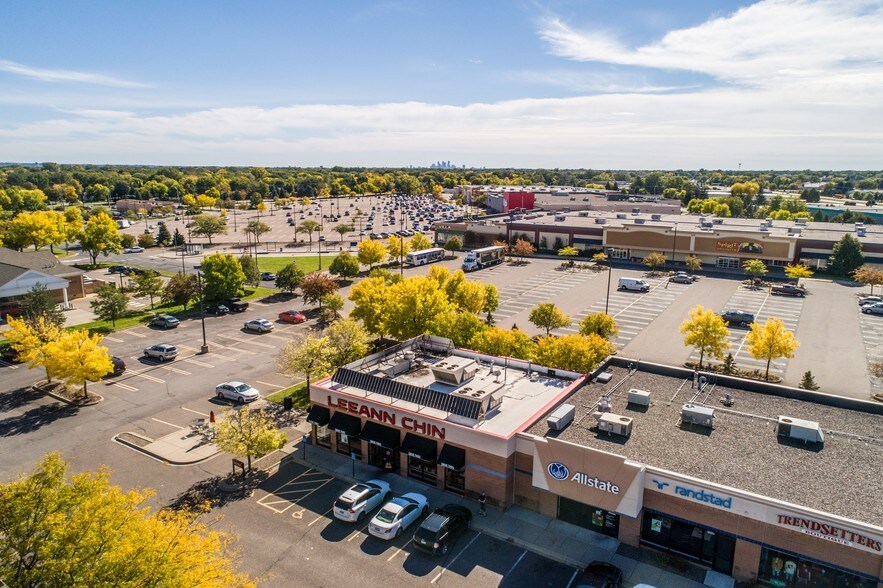 More Photos Of 8065-8069 Brooklyn Blvd, Brooklyn Park Freestanding For Lease