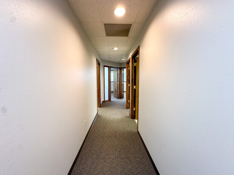 More Photos Of 600 3rd St N, La Crosse Office For Lease