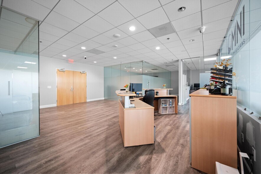 More Photos Of 28212 Kelly Johnson Pky, Valencia Medical For Lease