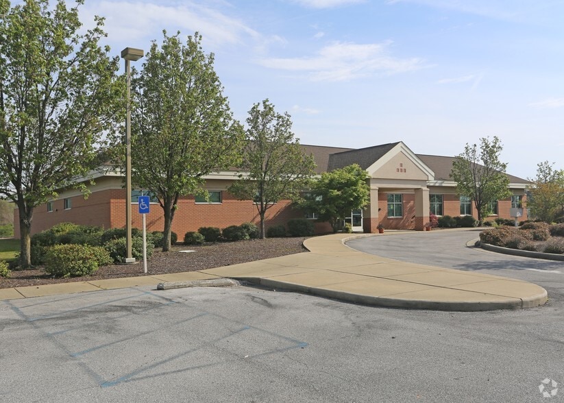 More Photos Of 1713 Hamric Dr E, Anniston Medical For Lease