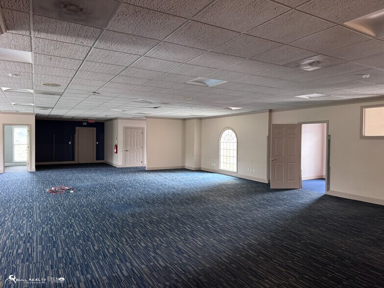 More Photos Of 3495 Holcomb Bridge Rd, Peachtree Corners Office For Sale