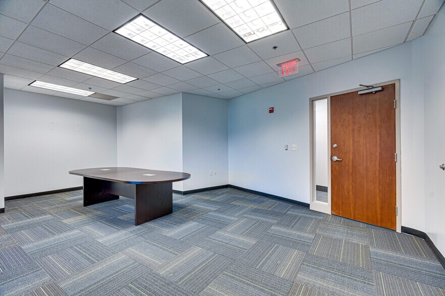 More Photos Of 1984 Isaac Newton Sq W, Reston Office For Sale