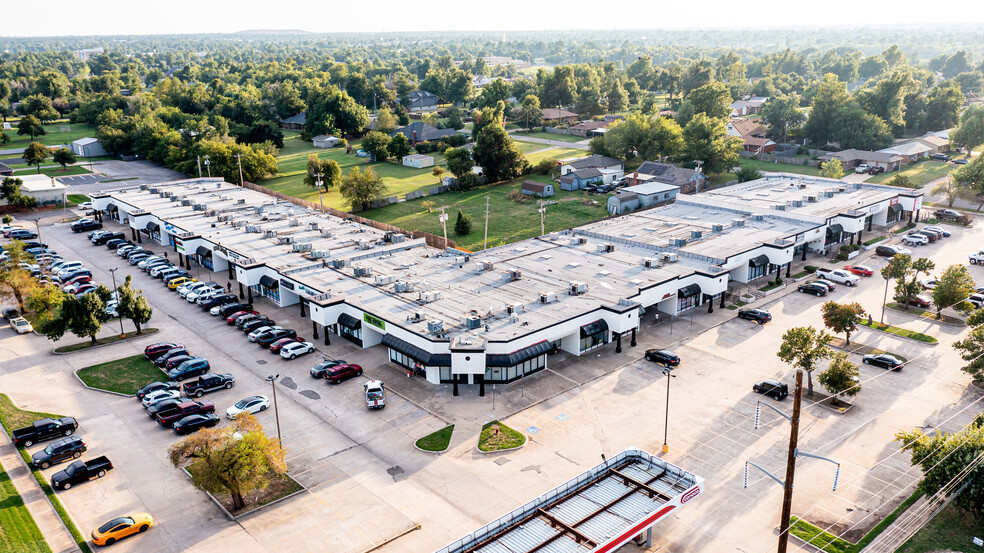 Primary Photo Of 5500-5540 E Reno Ave, Oklahoma City Storefront For Sale