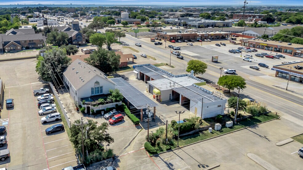 More Photos Of 504 N Euless Main St, Euless Carwash For Sale