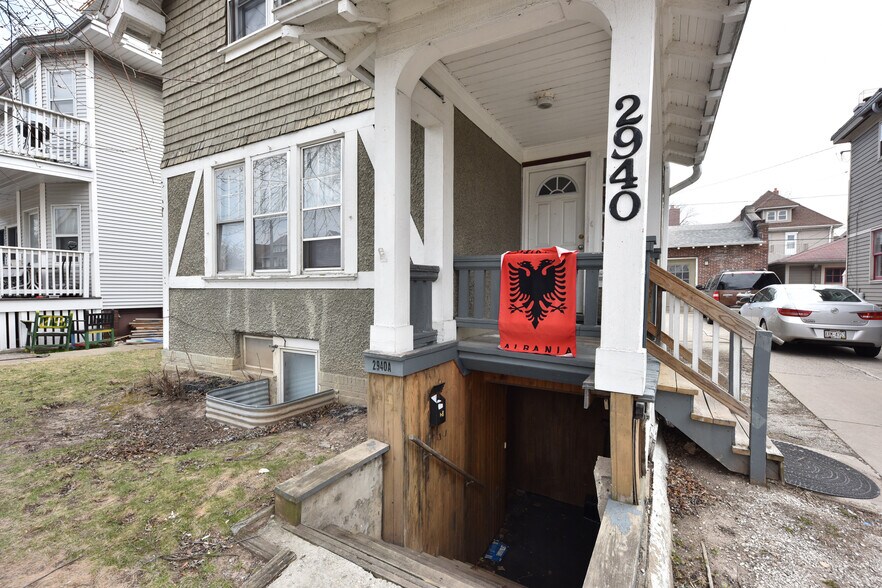 More Photos Of 2940 N Maryland Ave, Milwaukee Apartments For Sale