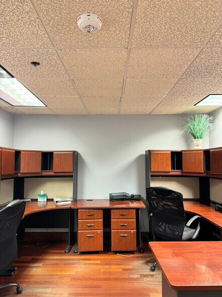 More Photos Of 2665 S Bayshore Dr, Coconut Grove Office For Sale