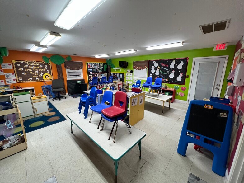 More Photos Of 3900 Bakers Ferry Rd SW, Atlanta Daycare Center For Sale