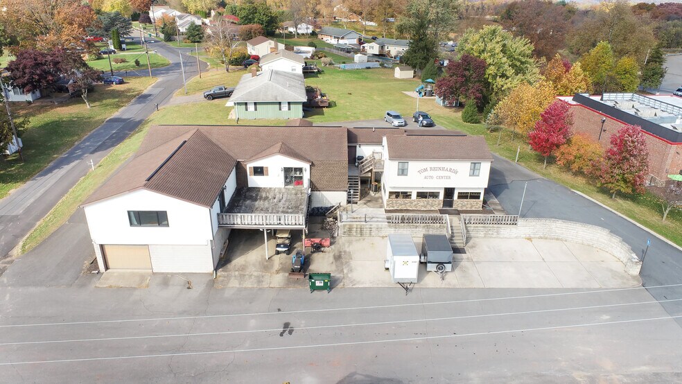 More Photos Of 3566 Peters Mountain Rd, Halifax Flex For Sale