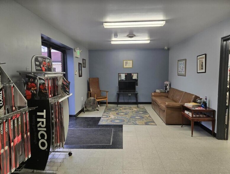 More Photos Of 881 Sandosky Rd, Sykesville Auto Repair For Sale