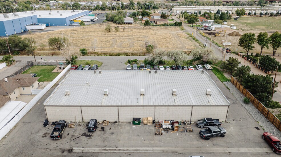 More Photos Of 2001 E 74th Ave, Denver Warehouse For Lease