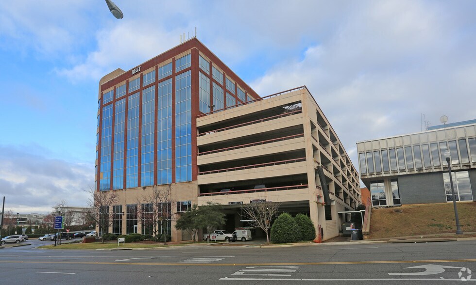More Photos Of 305 Church St, Huntsville Office For Lease