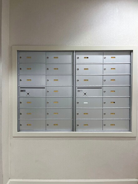 More Photos Of 12284 Warwick Blvd, Newport News Office For Lease