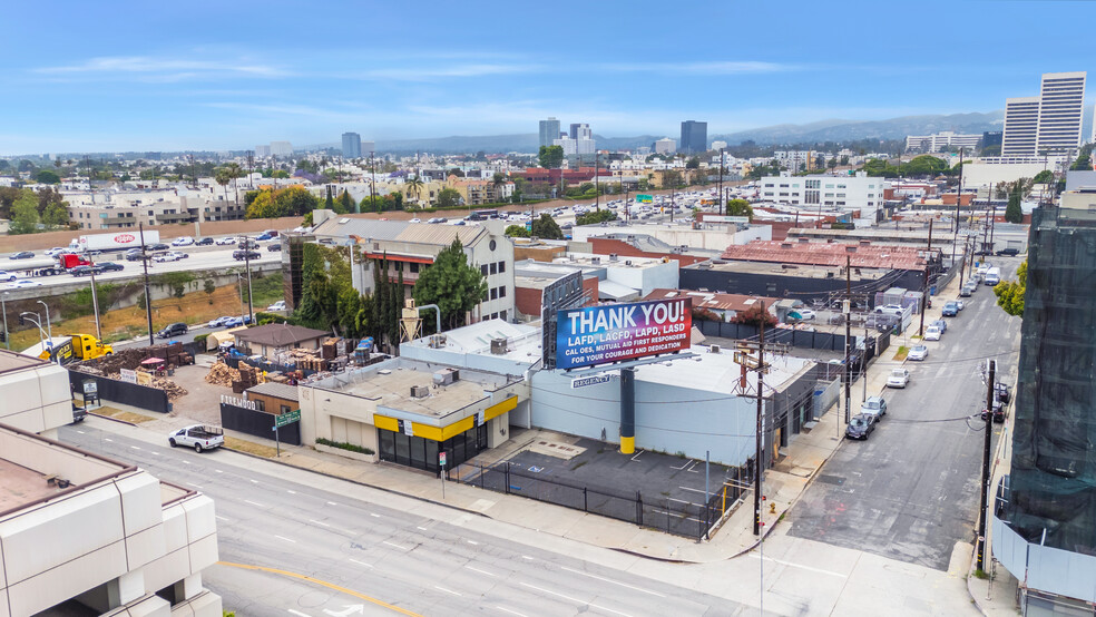More Photos Of 11151 W Olympic Blvd, Los Angeles Freestanding For Lease