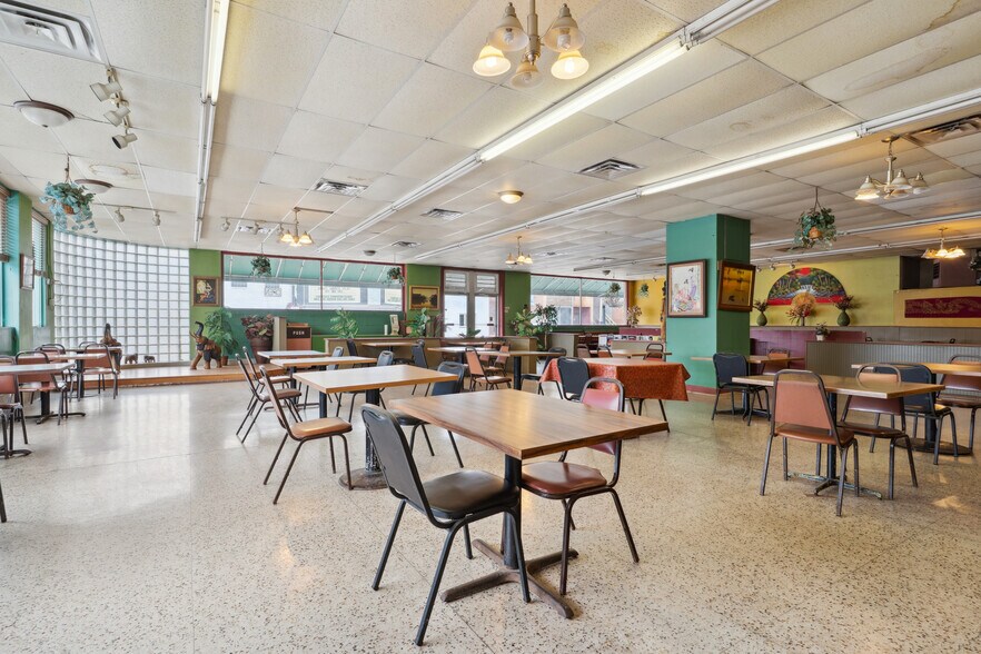 More Photos Of 120 Broadway ave, Fairfield General Retail For Sale