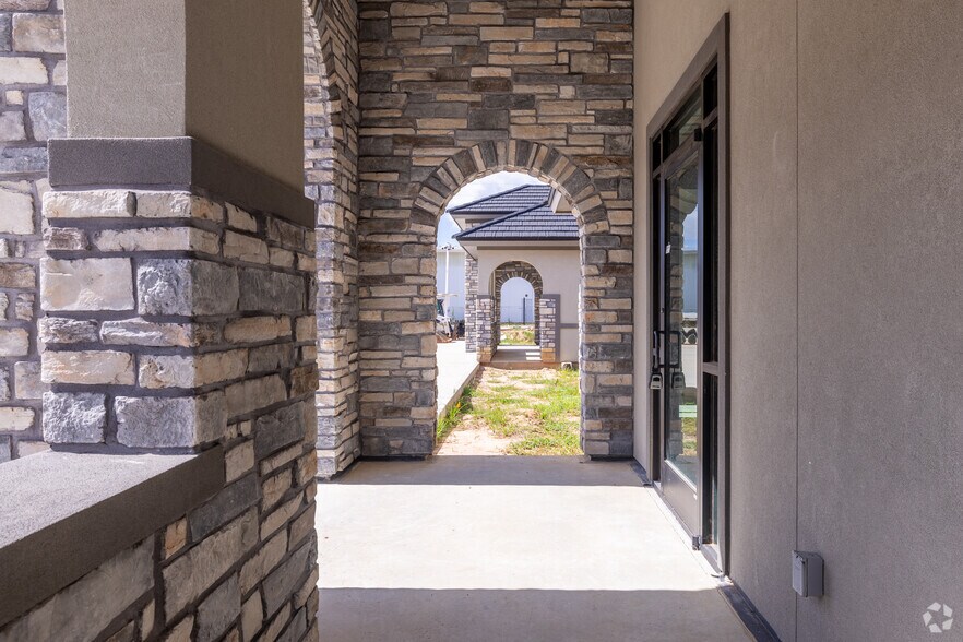 More Photos Of 25201 FM 2978 Rd, Tomball Medical For Lease