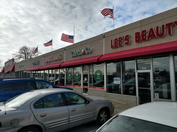 More Photos Of 320-380 E Capitol Dr, Milwaukee Unknown For Lease