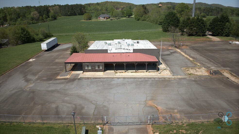 More Photos Of 3455 Keith Bridge Rd, Cumming Freestanding For Sale