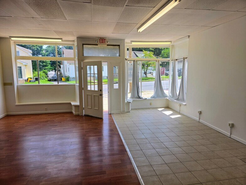More Photos Of 1125 Prospect St, Ewing Storefront Retail Residential For Lease