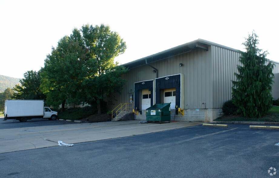 More Photos Of 2911 W Reach Rd, Williamsport Manufacturing For Lease