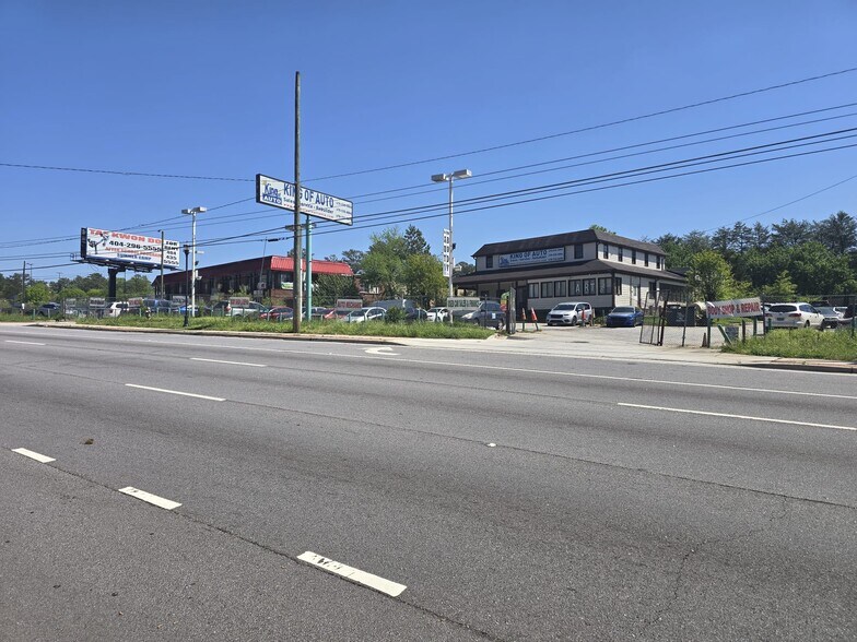 More Photos Of 5885 Memorial Dr, Stone Mountain Auto Dealership For Sale