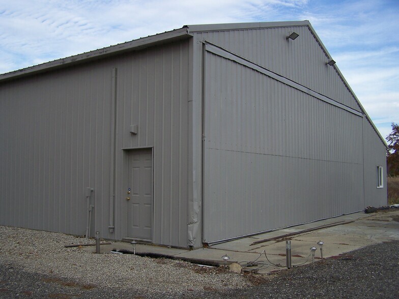 More Photos Of 5743 Meldrum Rd, Casco Airplane Hangar For Sale