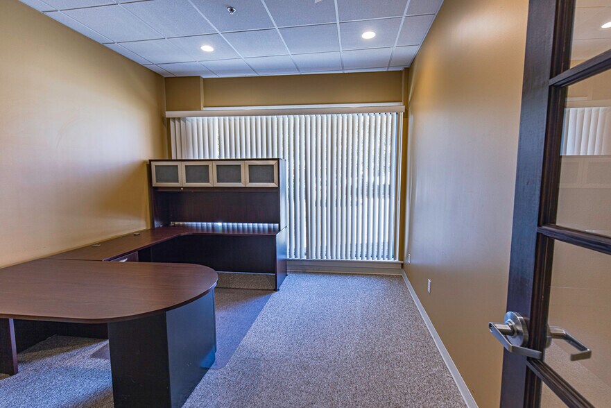 More Photos Of 9 May St, Bangor Medical For Sale