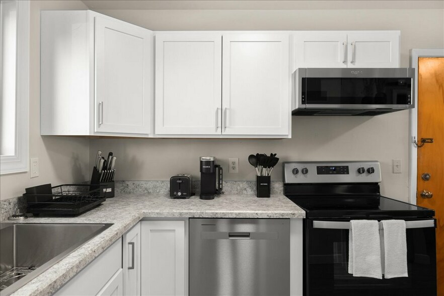 More Photos Of 420 Lordwith Dr, Billings Apartments For Sale