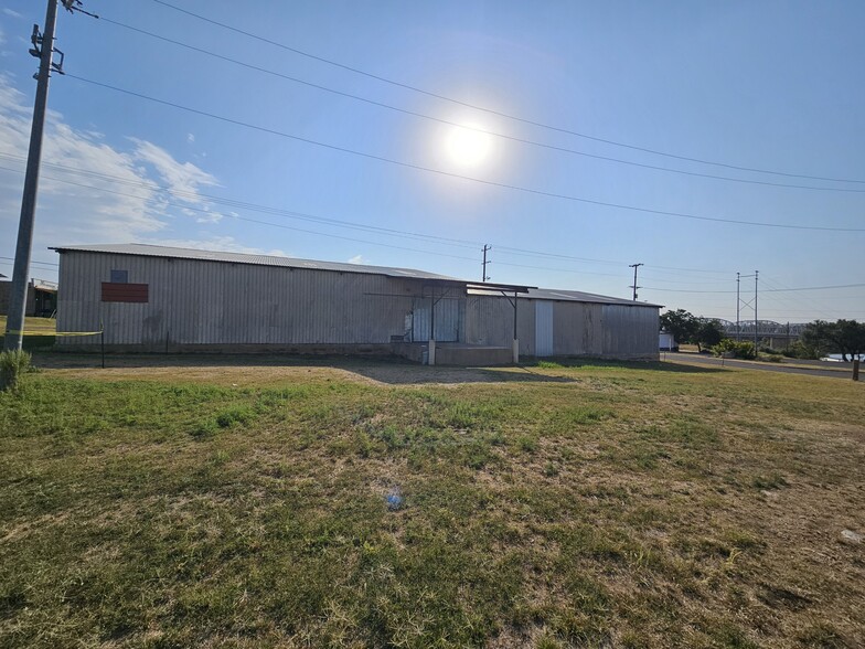 Primary Photo Of TBD Legion Dr, Llano Warehouse For Lease