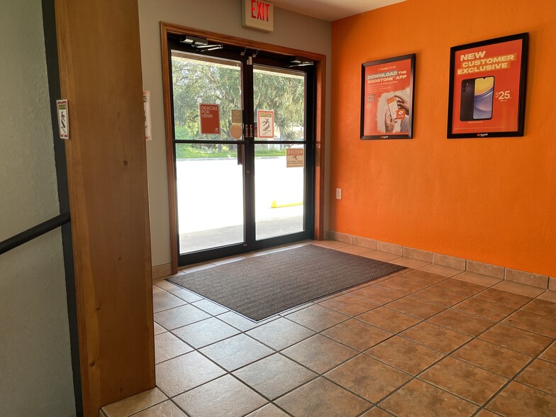 More Photos Of 11923 E Dr Martin Luther King Jr Blvd, Seffner Freestanding For Lease