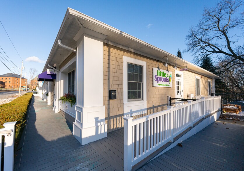 More Photos Of 36 Sparhawk St, Amesbury Daycare Center For Sale