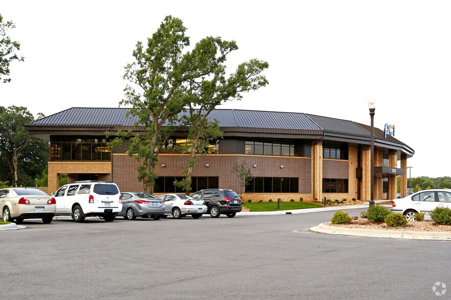 Primary Photo Of , Saint Cloud Office For Sale