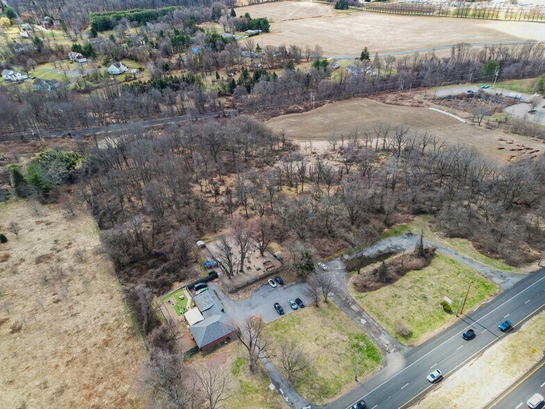 More Photos Of 1481 US Highway 22 E, Annandale Flex For Sale