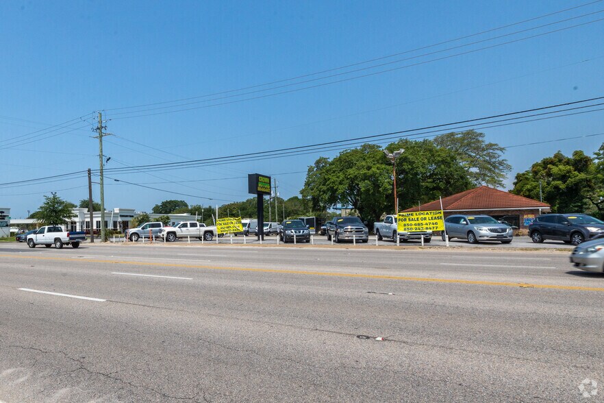 More Photos Of 500 Eglin Pky, Fort Walton Beach Auto Dealership For Sale