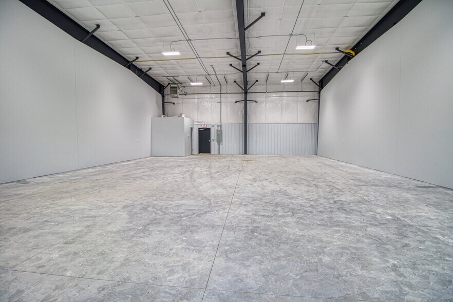 More Photos Of 31540 125 1/2 St, Princeton Industrial For Lease