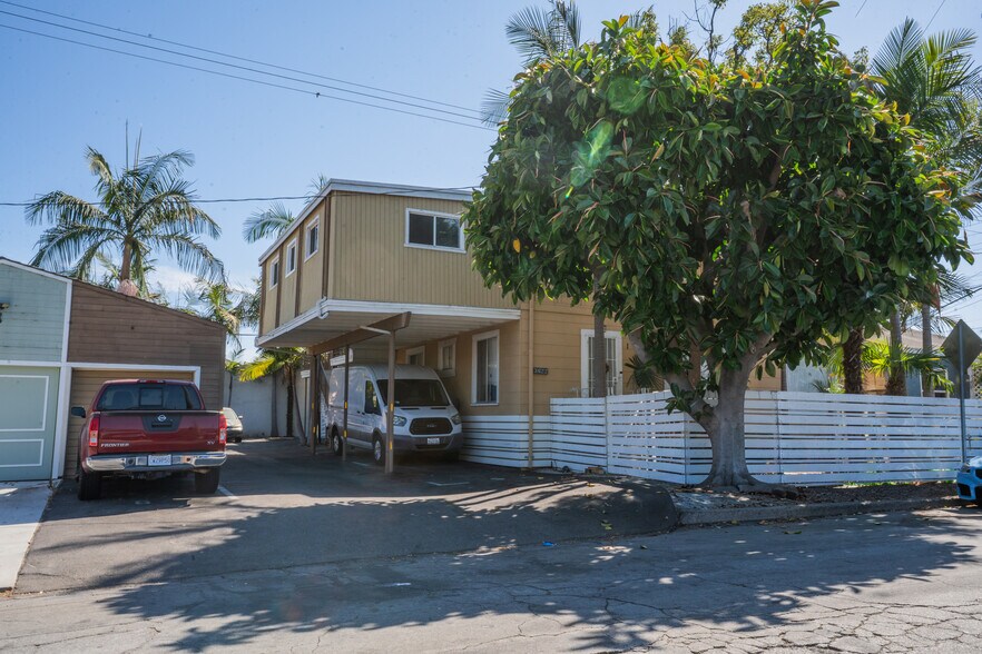 More Photos Of 3622 E 11th St, Long Beach Apartments For Sale