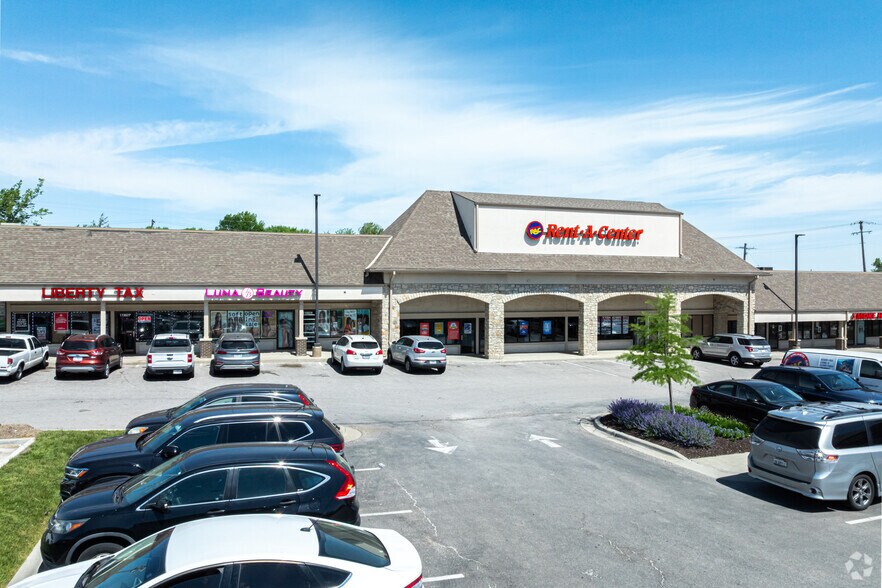 More Photos Of 11902-11906 Blue Ridge Blvd, Grandview Unknown For Lease