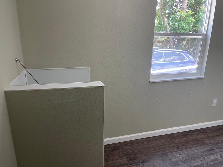 More Photos Of 625 E New York Ave, Deland General Retail For Sale