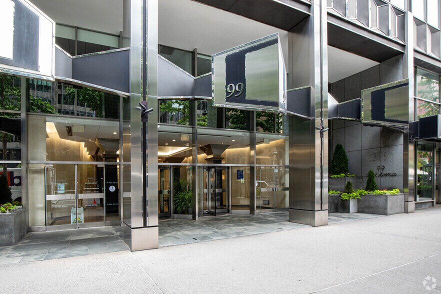 More Photos Of 99 Park Ave, New York Office For Lease