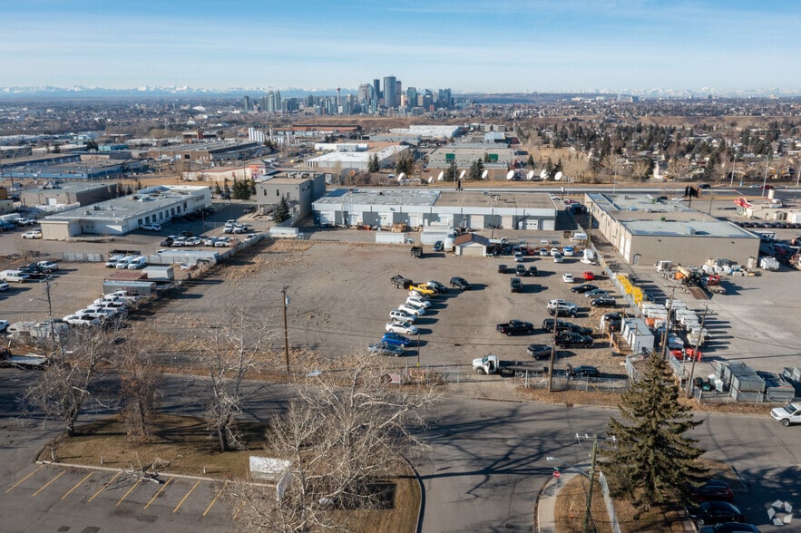 More Photos Of 315 Moraine Rd NE, Calgary Land For Lease